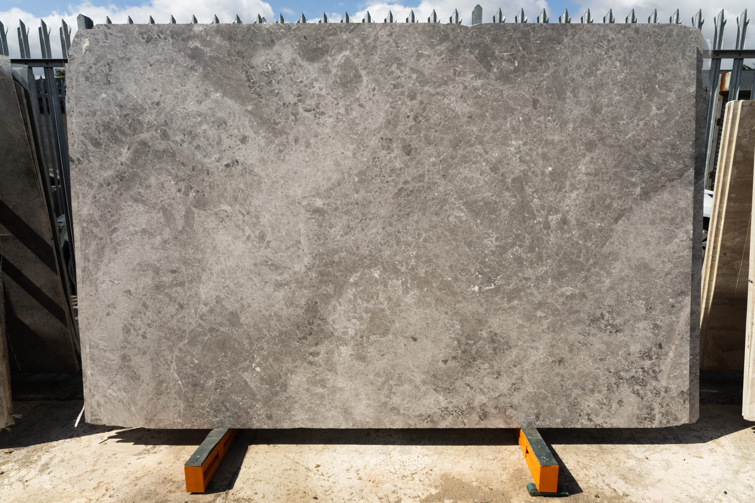 stone cutting and fabrication services